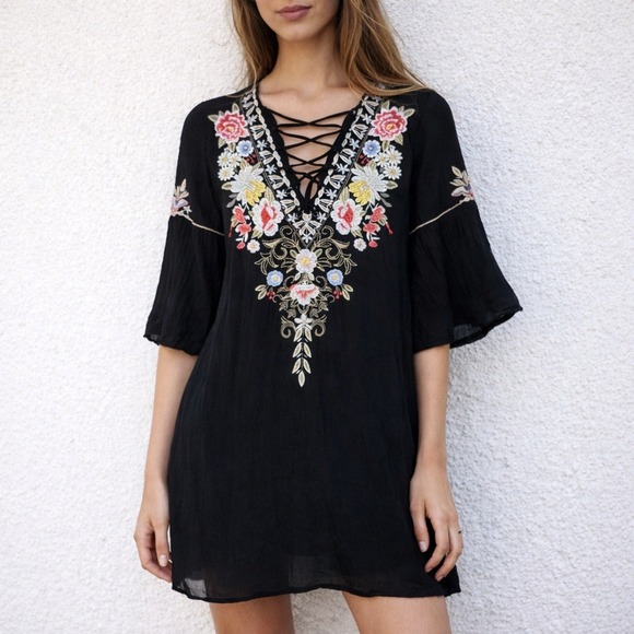 JOHNNY WAS WORKSHOP Black Embroidered Bell Sleeve Lace Up Tunic Dress Size M